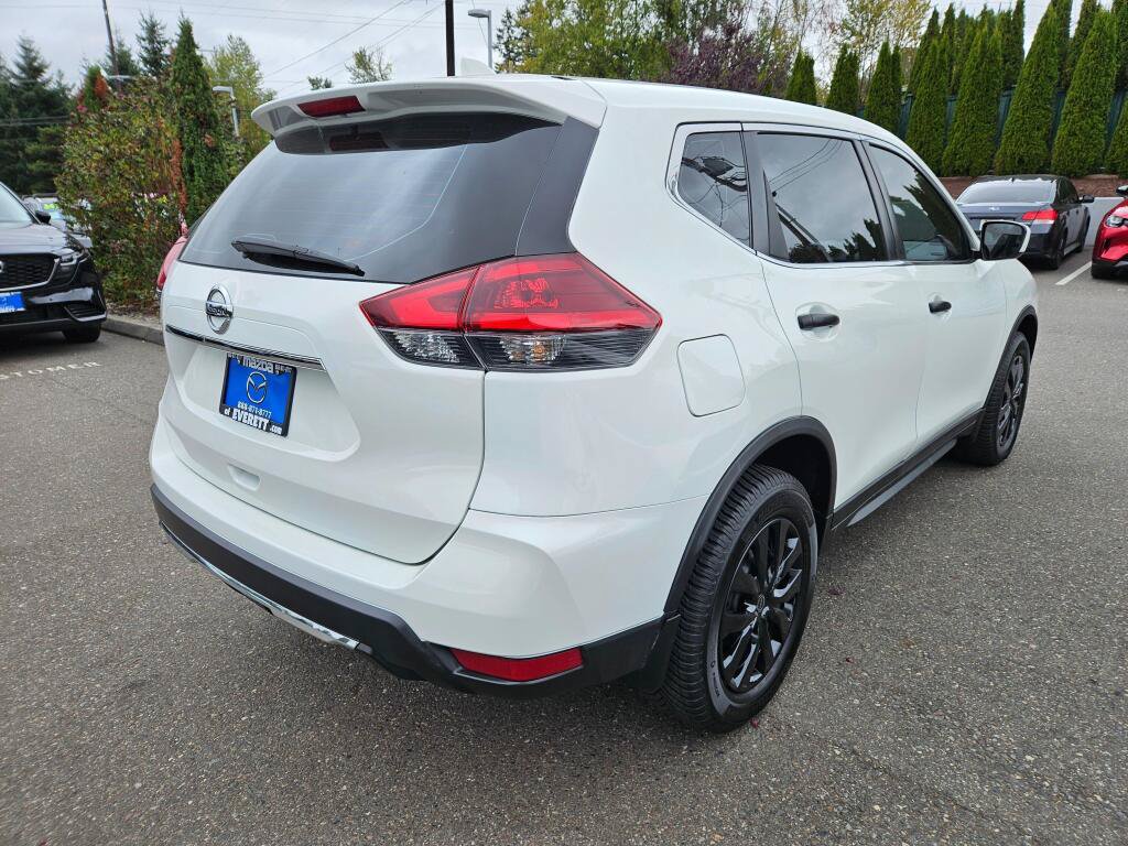 Used 2018 Nissan Rogue S AWD/4WD image 5