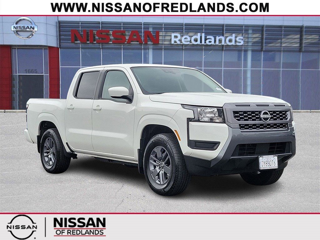 Used 2025 Nissan Frontier SV