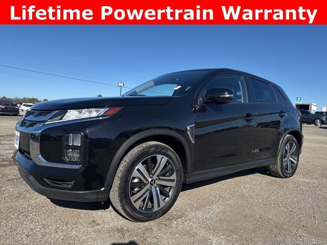 Used 2025 Mitsubishi Outlander Sport SE image 1