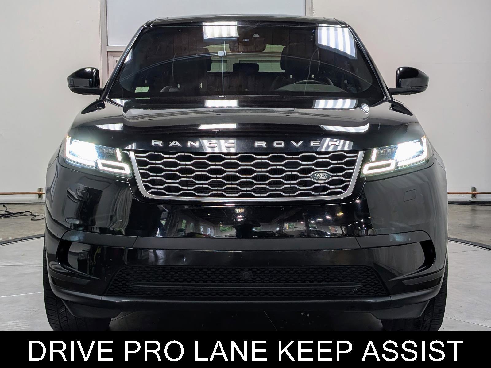 Used 2018 Land Rover Range Rover Velar S AWD/4WD image 3