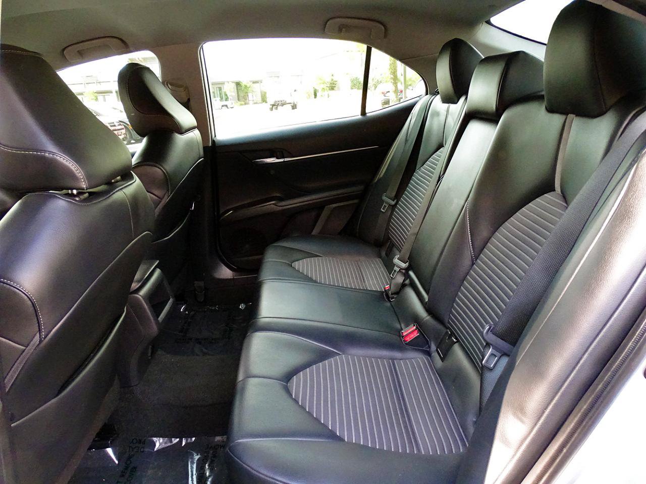 Used 2023 Toyota Camry SE FWD image 26