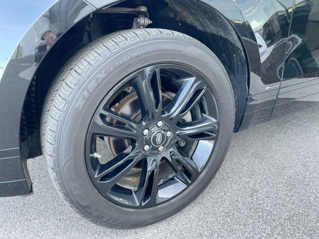 Used 2020 Land Rover Range Rover Velar R-Dynamic S image 9