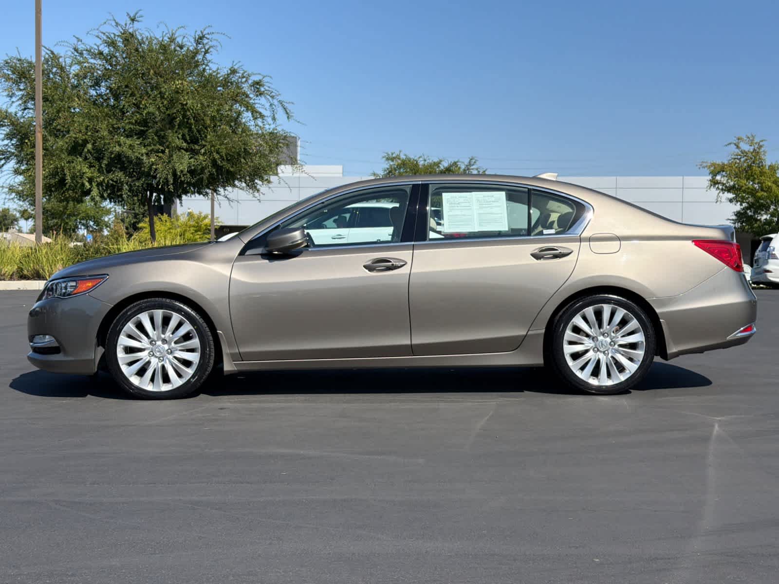 Used 2015 Acura RLX w/ Technology Package FWD image 9
