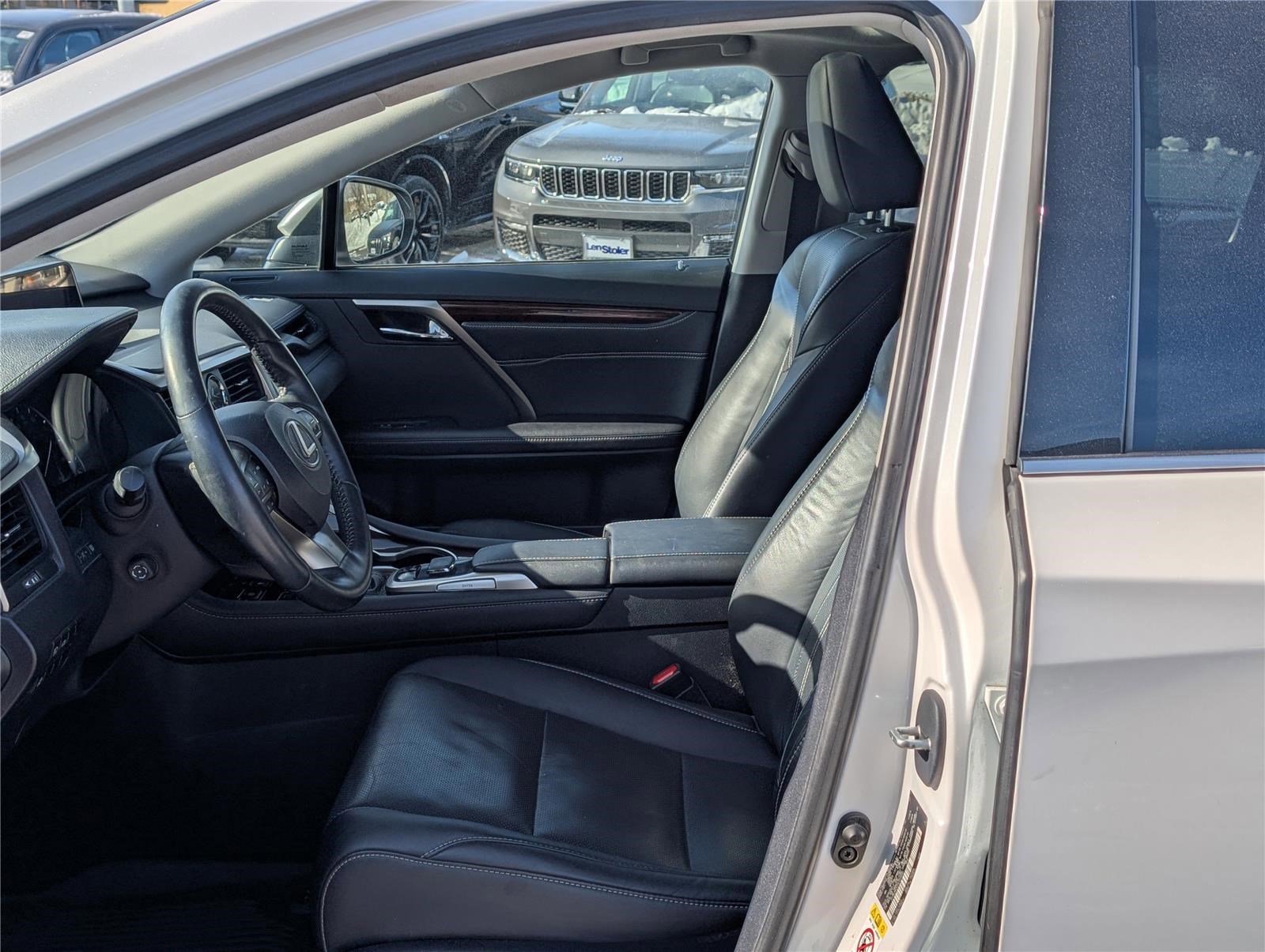 Used 2017 Lexus RX 350 AWD image 16