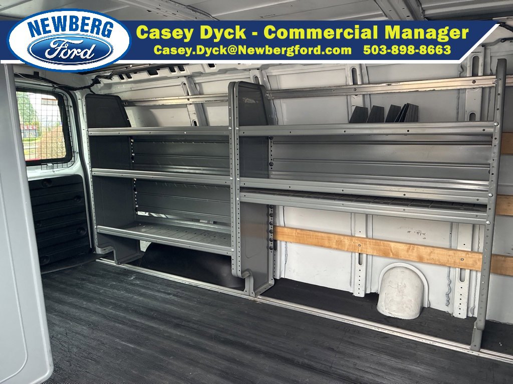 Used 2018 Chevrolet Express 2500 w/ Driver Convenience Package image 15