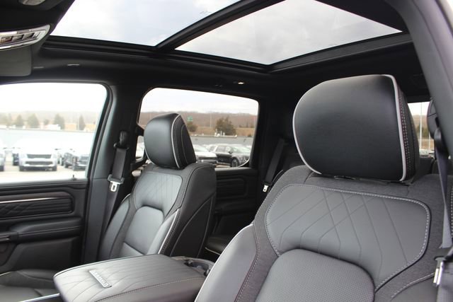 Used 2025 RAM 1500 Limited w/ Off Road Group image 26