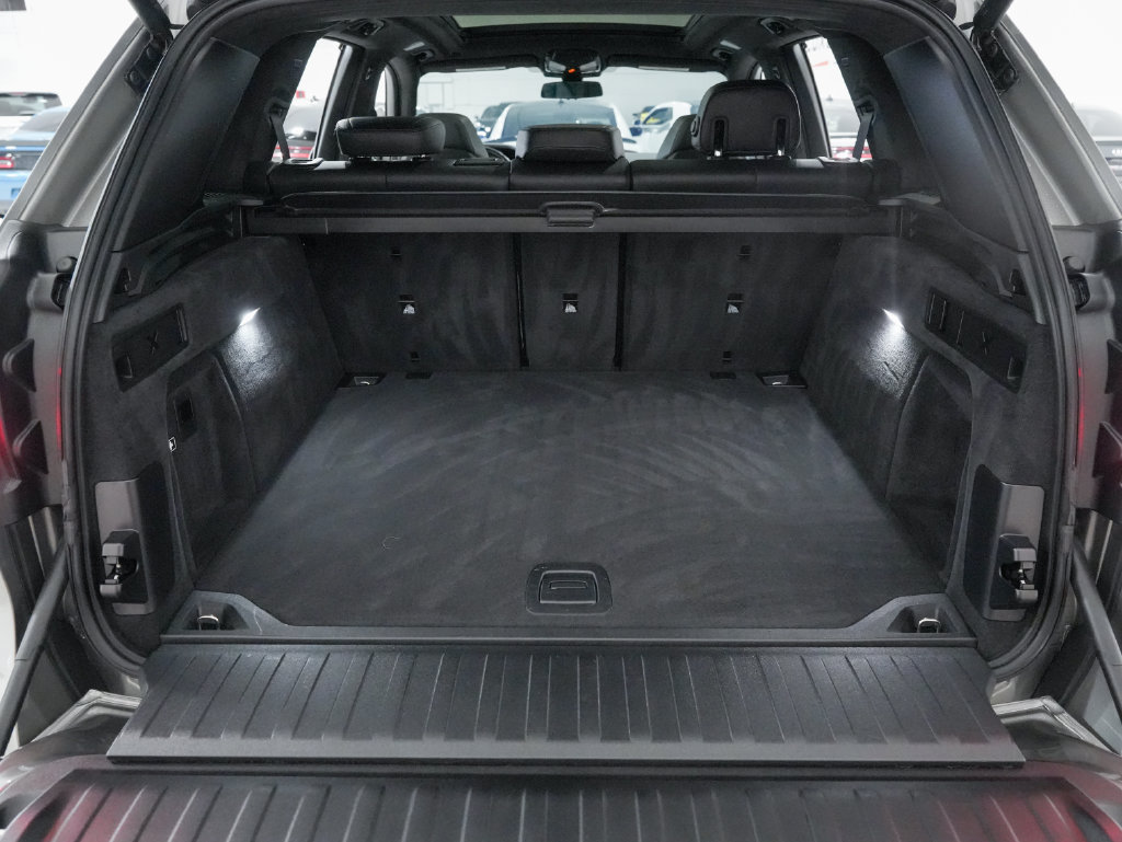 Used 2023 BMW X5 M w/ Executive Package AWD/4WD image 42