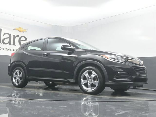 Used 2019 Honda HR-V LX image 2
