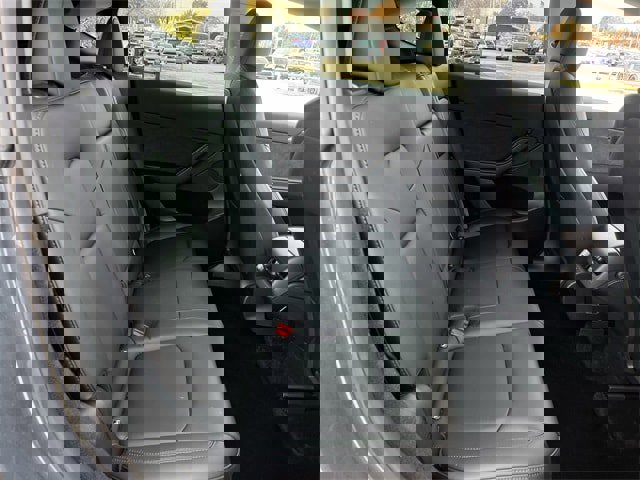 Used 2023 Tesla Model Y Long Range image 30