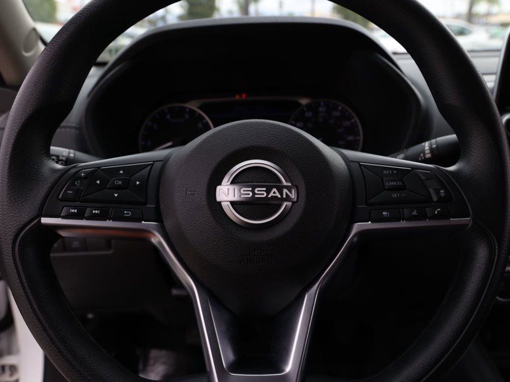 Used 2024 Nissan Sentra SV image 24