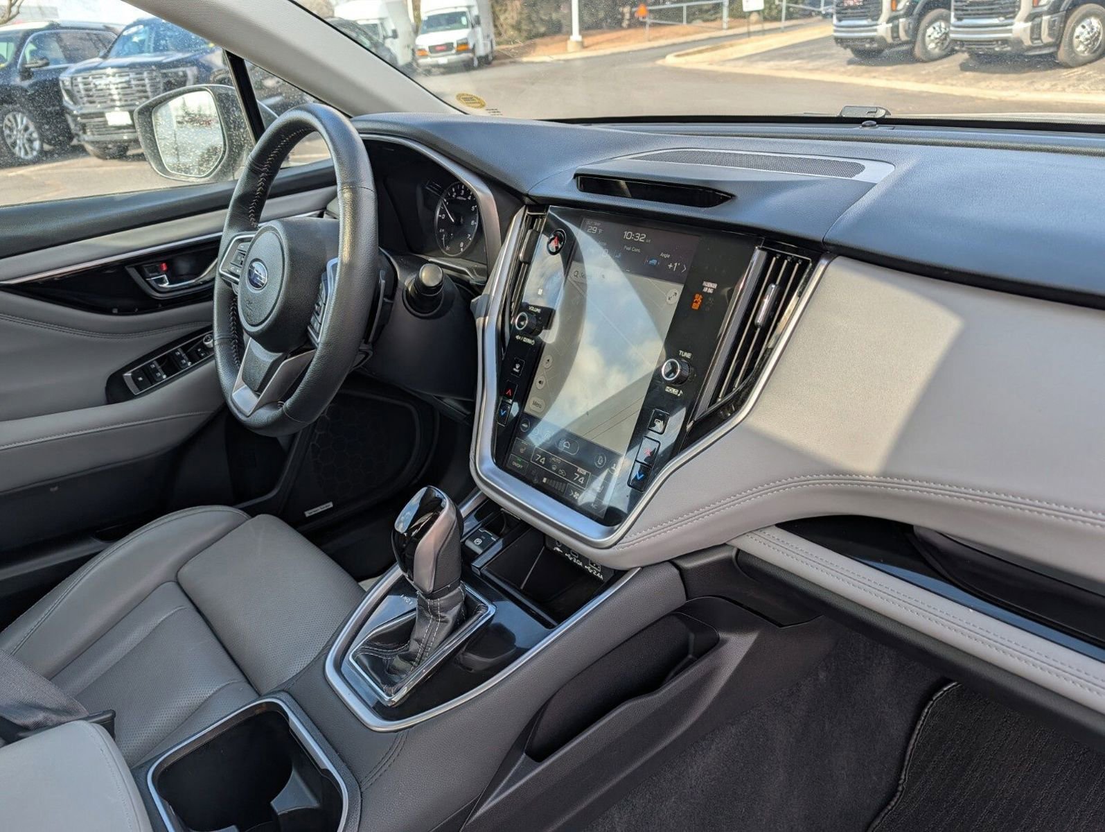 Used 2025 Subaru Legacy Limited image 24