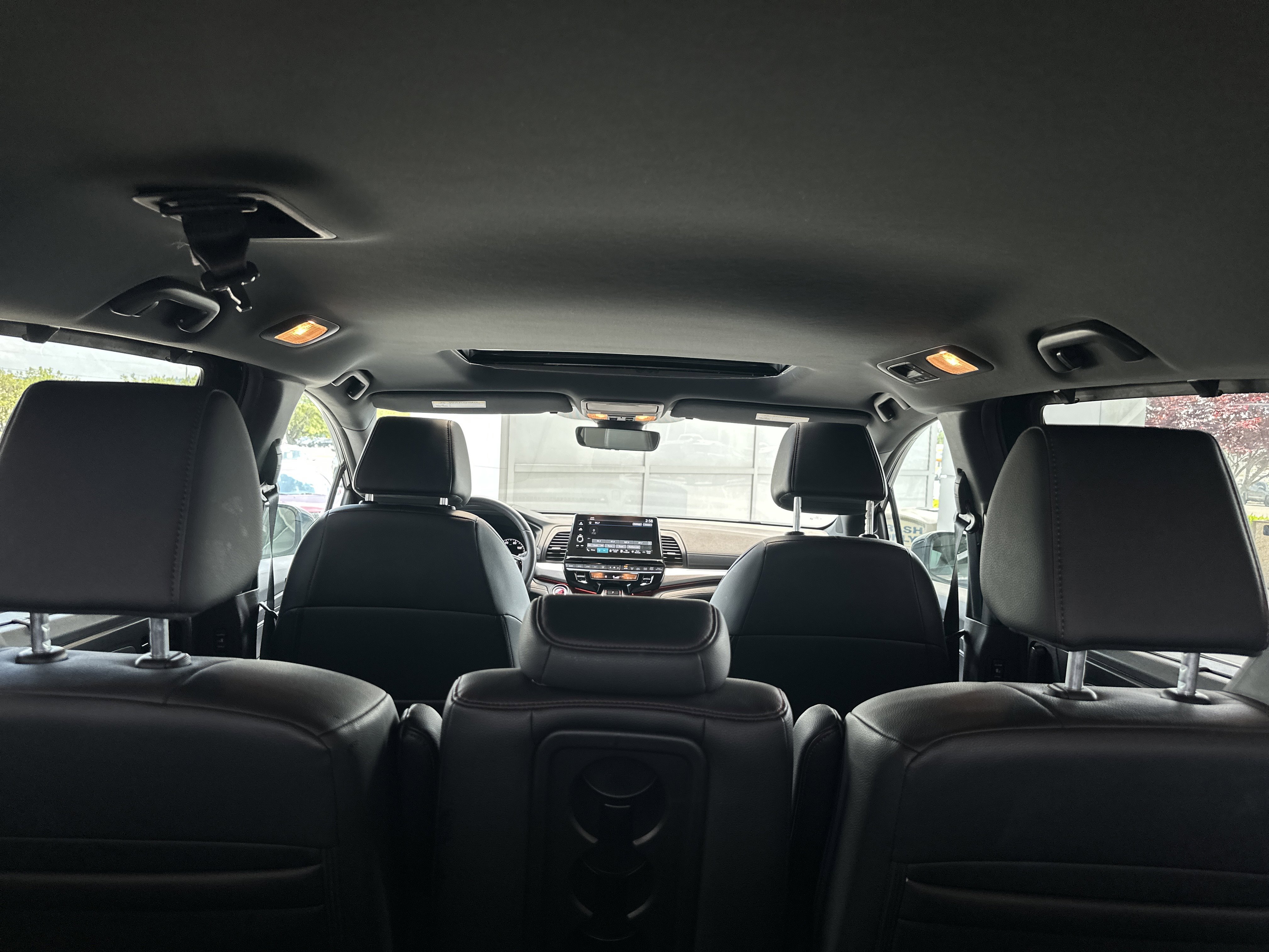 Used 2025 Honda Odyssey Sport-L image 18