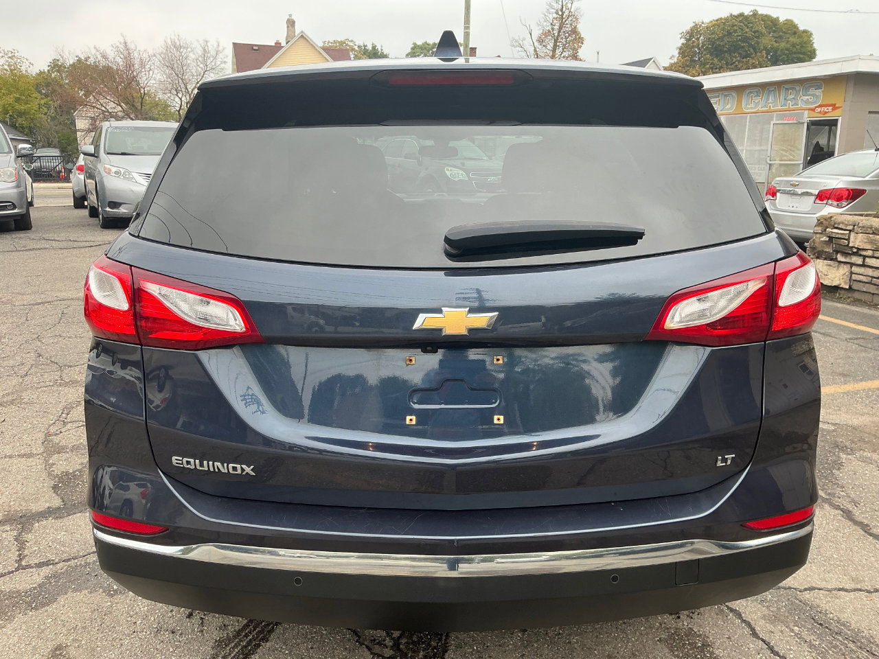 Used 2018 Chevrolet Equinox LT image 4