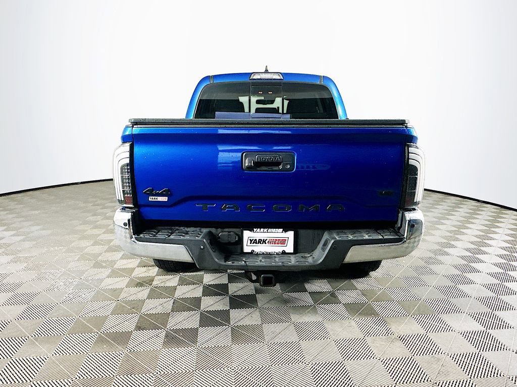 Used 2018 Toyota Tacoma SR5 image 9