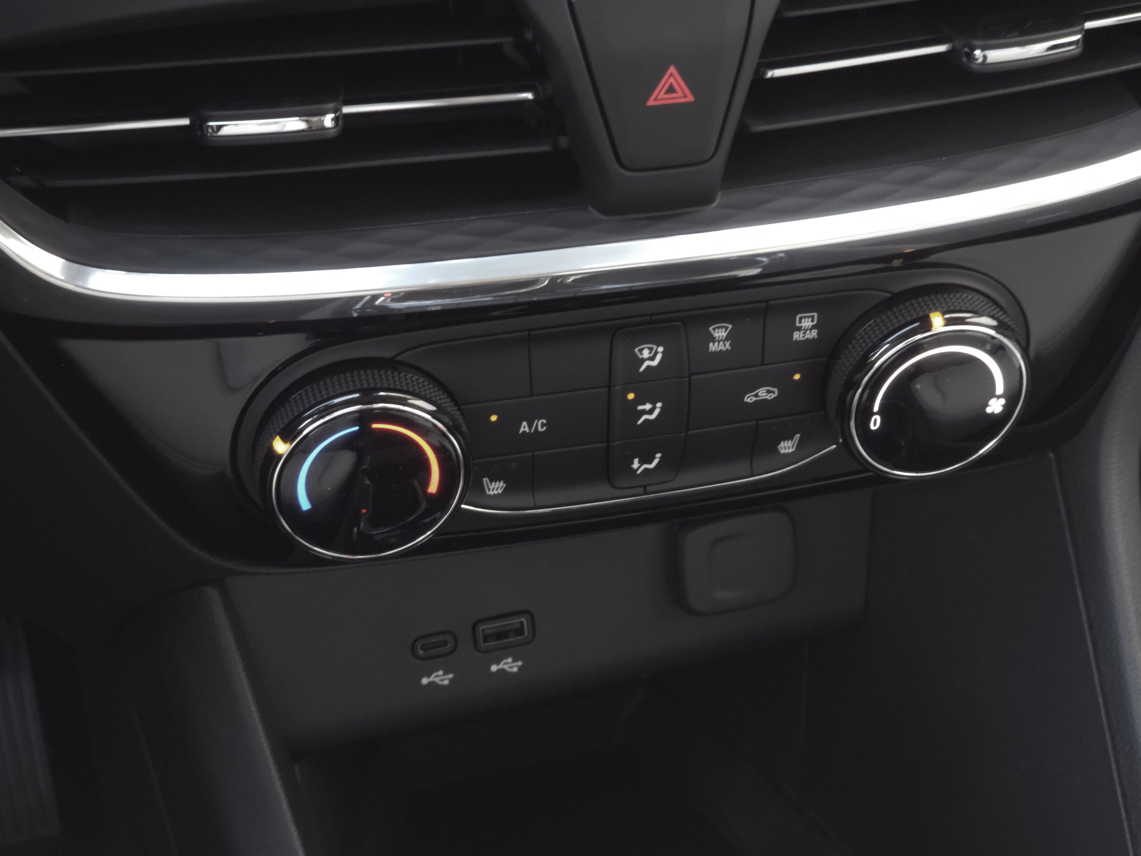 New 2026 Buick Encore GX Sport Touring w/ Comfort Package image 15