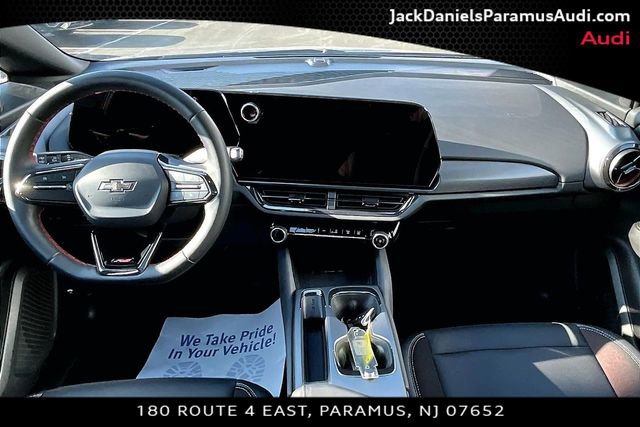 Used 2025 Chevrolet Equinox EV RS image 13