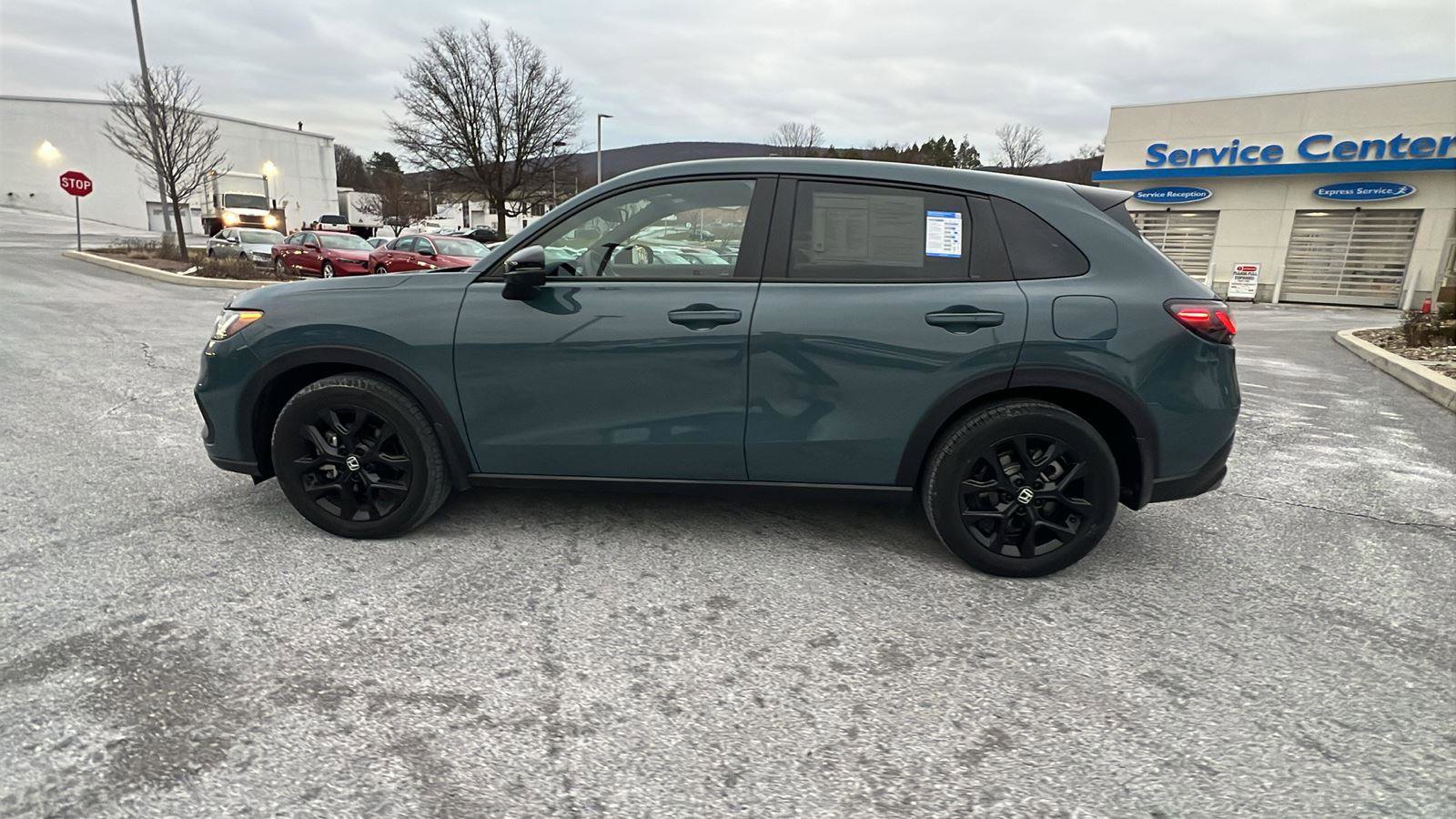 Used 2024 Honda HR-V Sport image 7