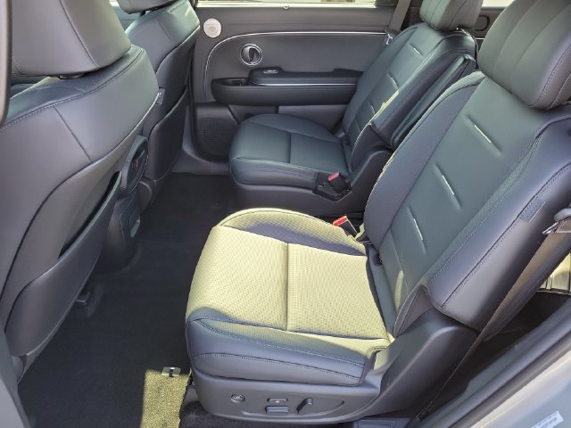 New 2026 Hyundai Palisade Calligraphy AWD/4WD image 17