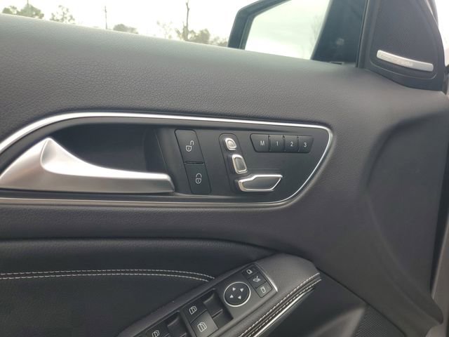 Used 2020 Mercedes-Benz GLA 250 4MATIC image 11