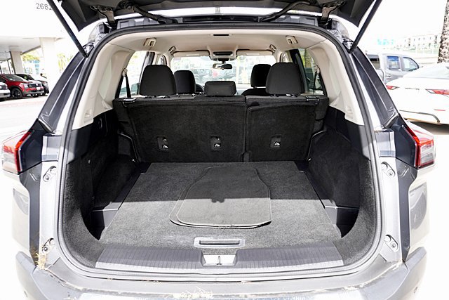 Used 2021 Nissan Rogue SV FWD image 20