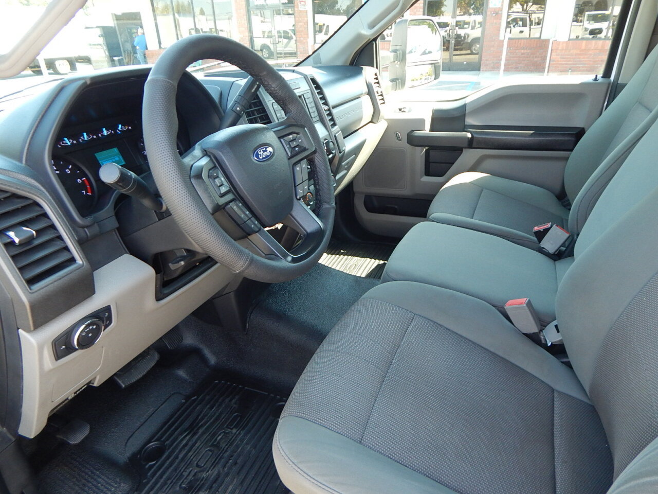 Used 2019 Ford F350 XL w/ Power Equipment Group RWD image 18
