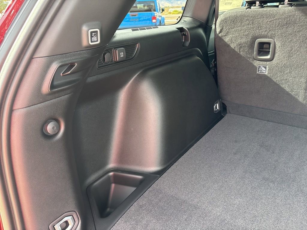 New 2025 Jeep Grand Cherokee Altitude image 43