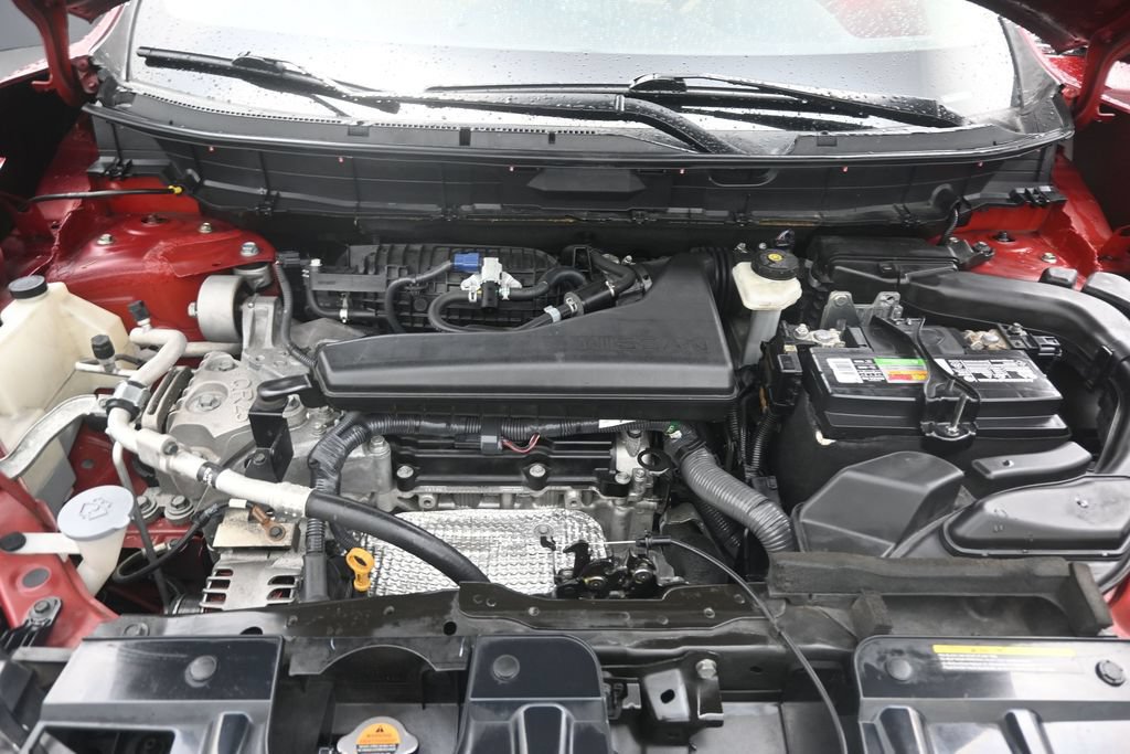 Used 2020 Nissan Rogue SV FWD image 11
