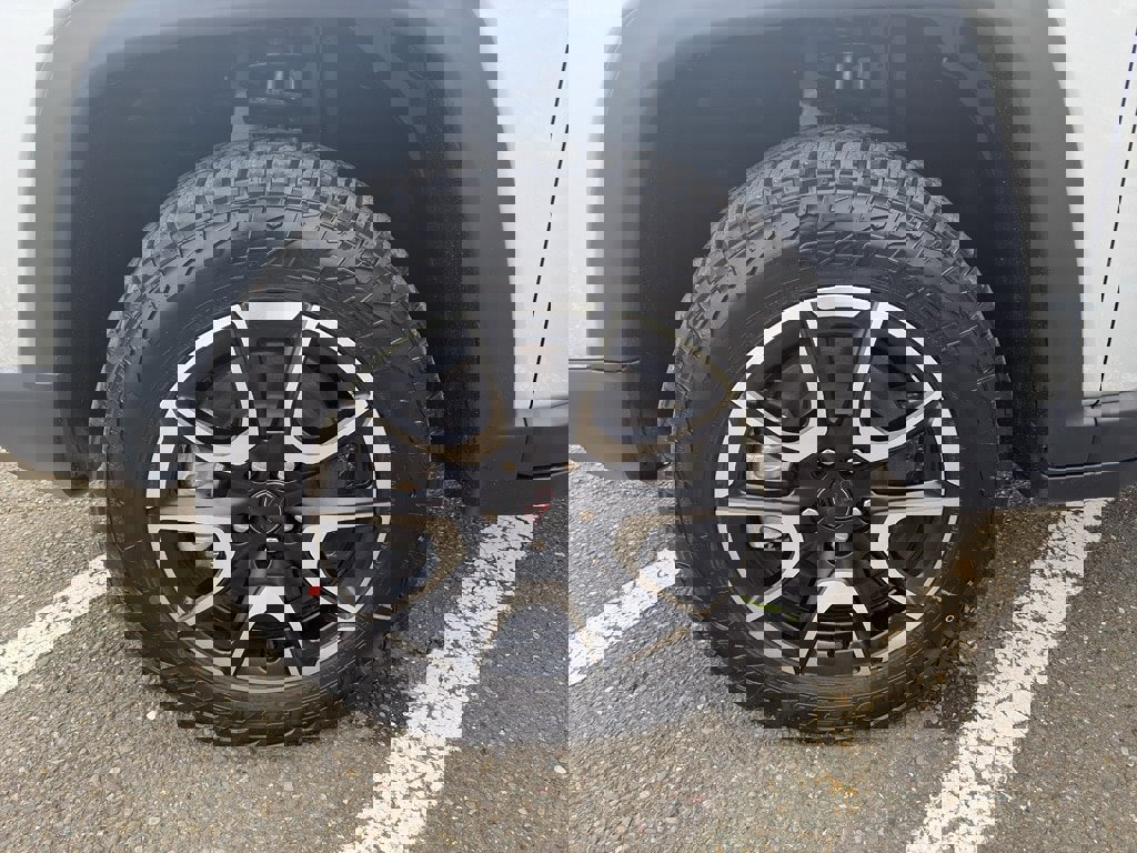 New 2026 Jeep Compass Trailhawk w/ Sun, Sound & Navigation Group image 2