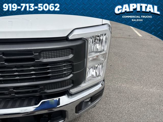 New 2026 Ford F250 XL w/ XL Chrome Package image 11