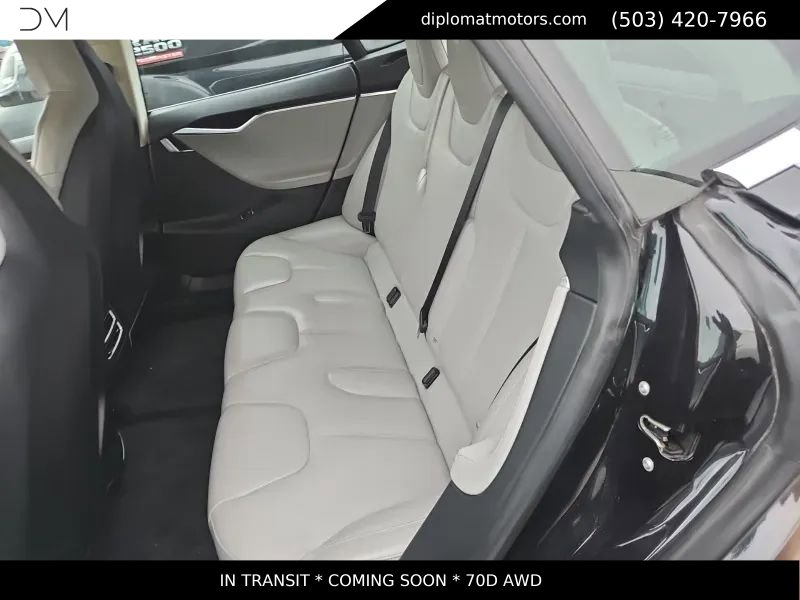 Used 2015 Tesla Model S 70D image 10