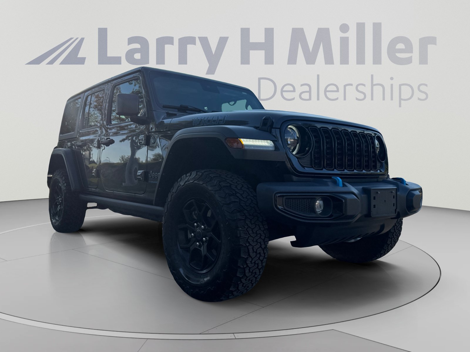 Used 2024 Jeep Wrangler Unlimited AWD/4WD image 7