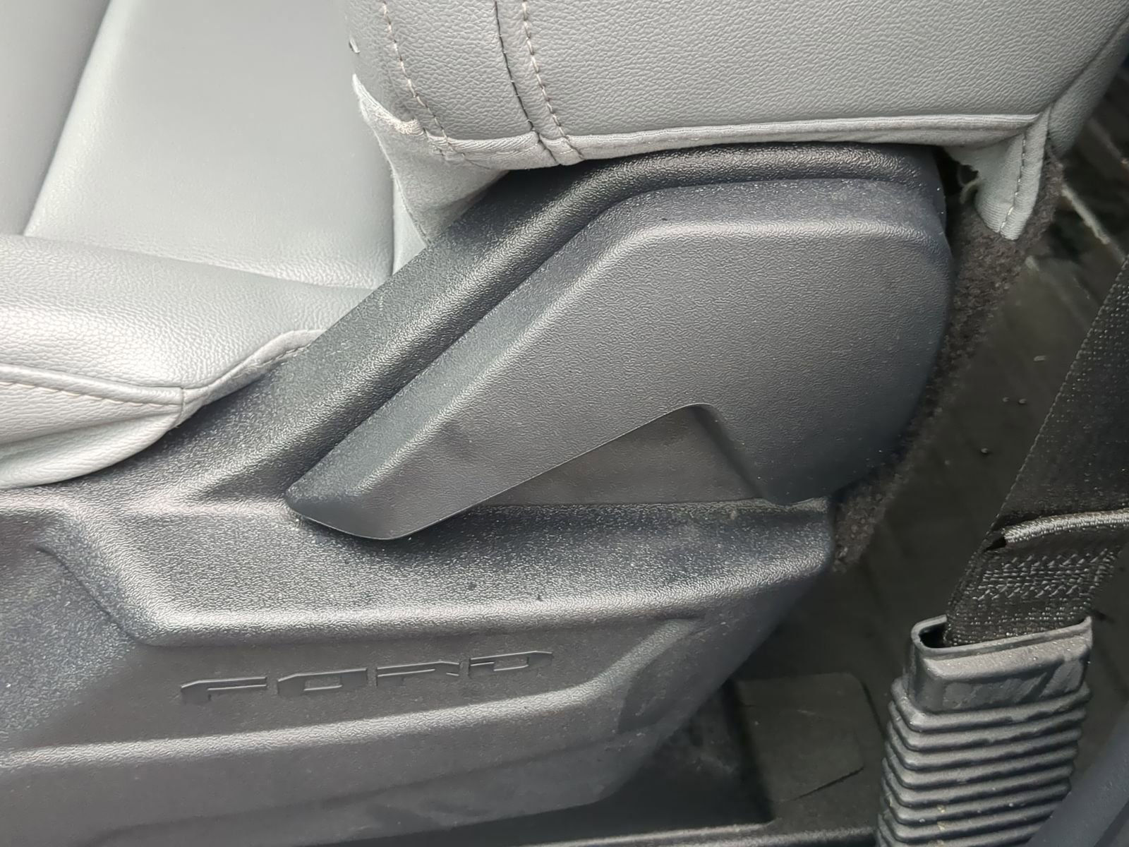 Used 2022 Ford F150 Lightning Pro w/ Tow Technology Package image 21