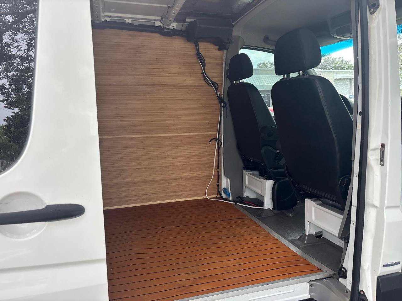 Used 2013 Mercedes-Benz Sprinter 2500 image 21