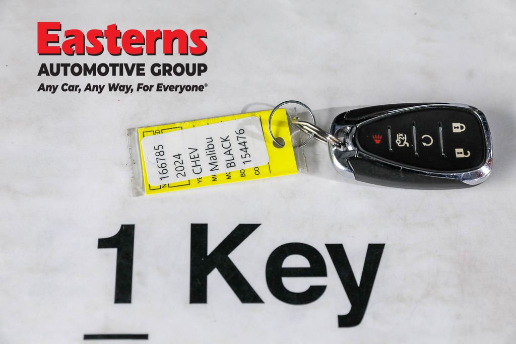 Used 2024 Chevrolet Malibu LT image 39