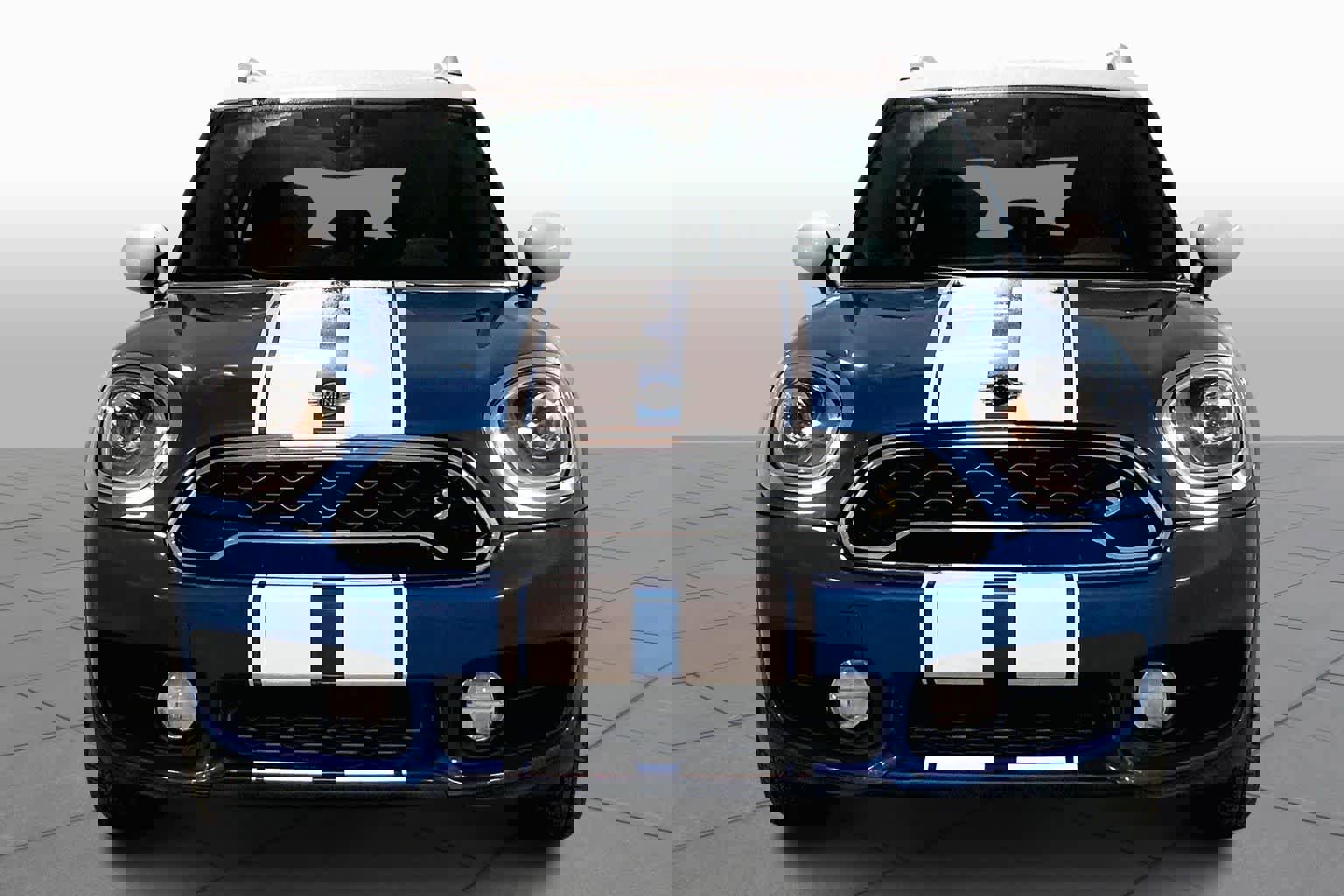 Used 2019 MINI Cooper Countryman SE w/ Driver Assistance Package image 3