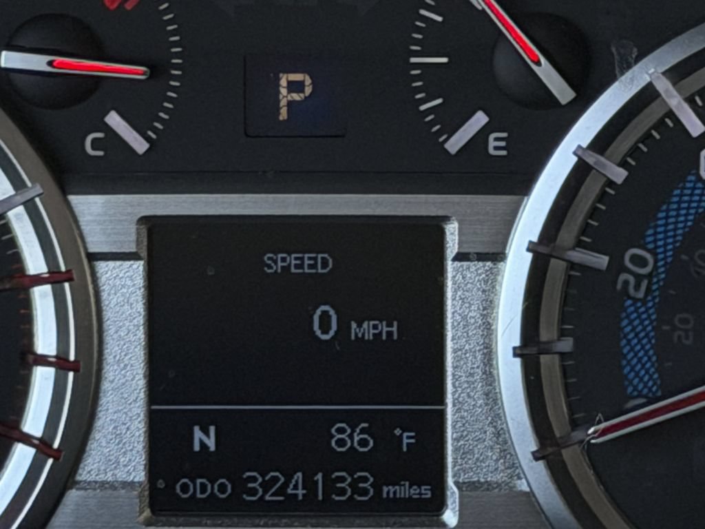 Used 2017 Toyota 4Runner SR5 Premium RWD image 16
