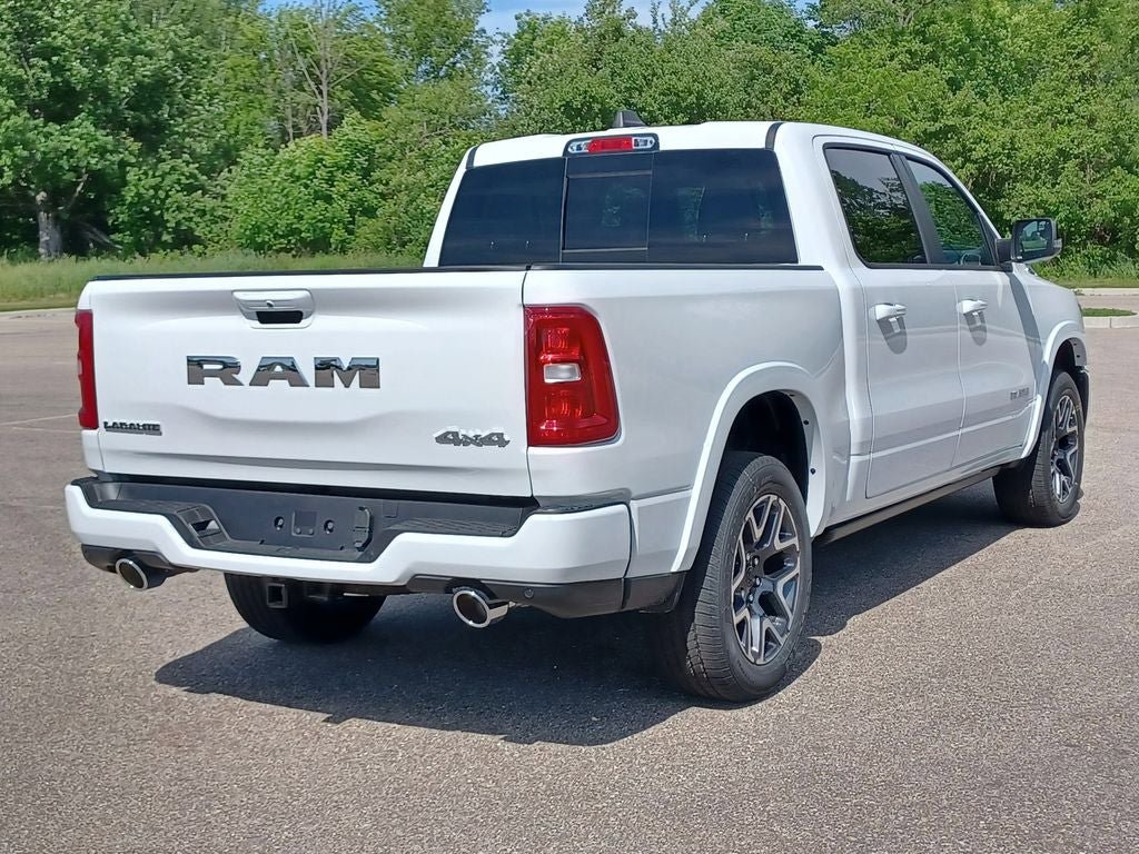 New 2026 RAM 1500 Laramie AWD/4WD image 4