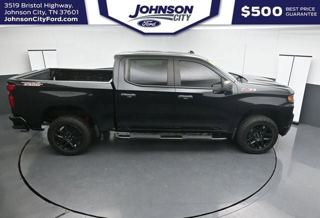 Used 2021 Chevrolet Silverado 1500 Custom Trail Boss w/ Midnight Edition AWD/4WD image 27