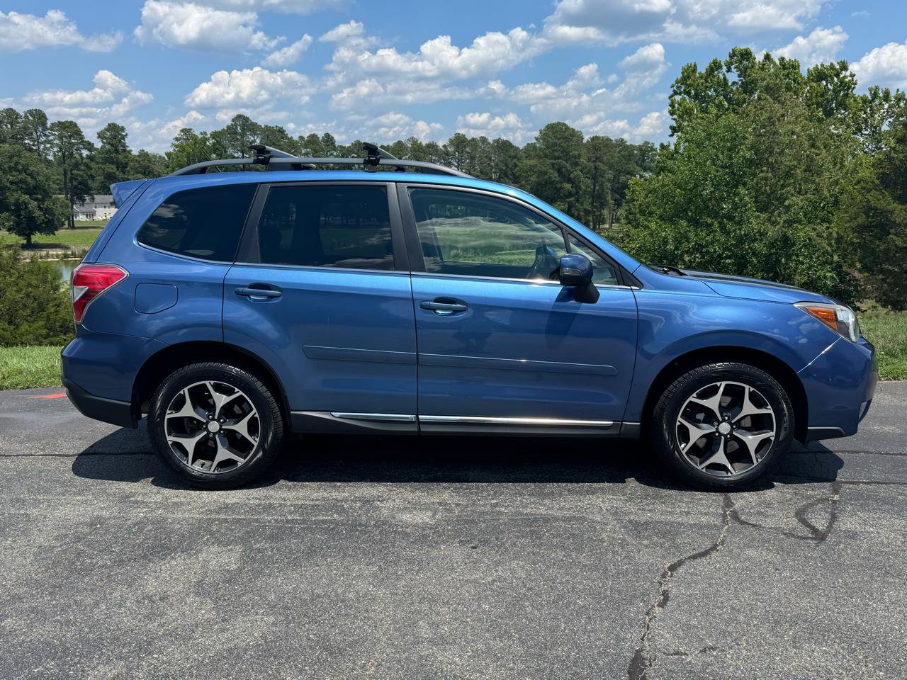 Used 2015 Subaru Forester 2.0XT Touring w/ Eyesight & Navigation System AWD/4WD image 28