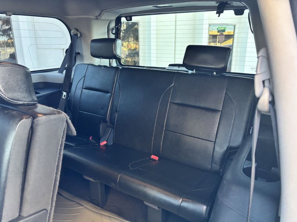 Used 2014 Nissan Armada Platinum image 18