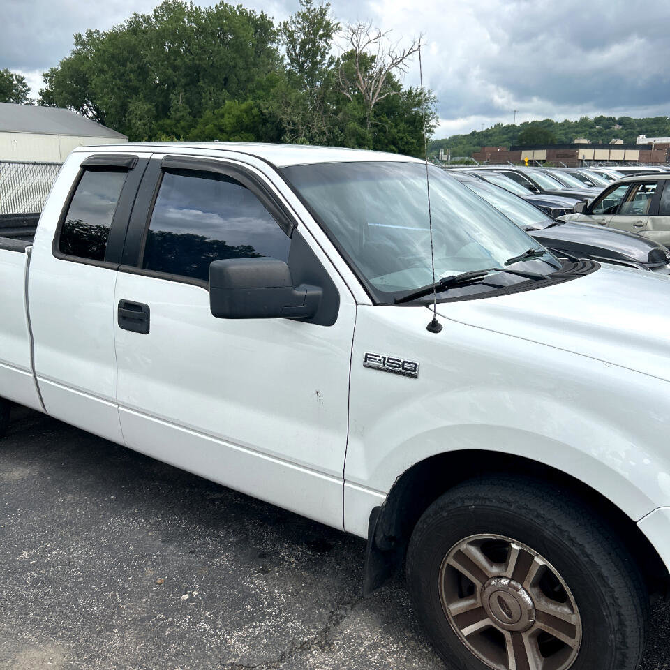 Used 2005 Ford F150 XLT image 8
