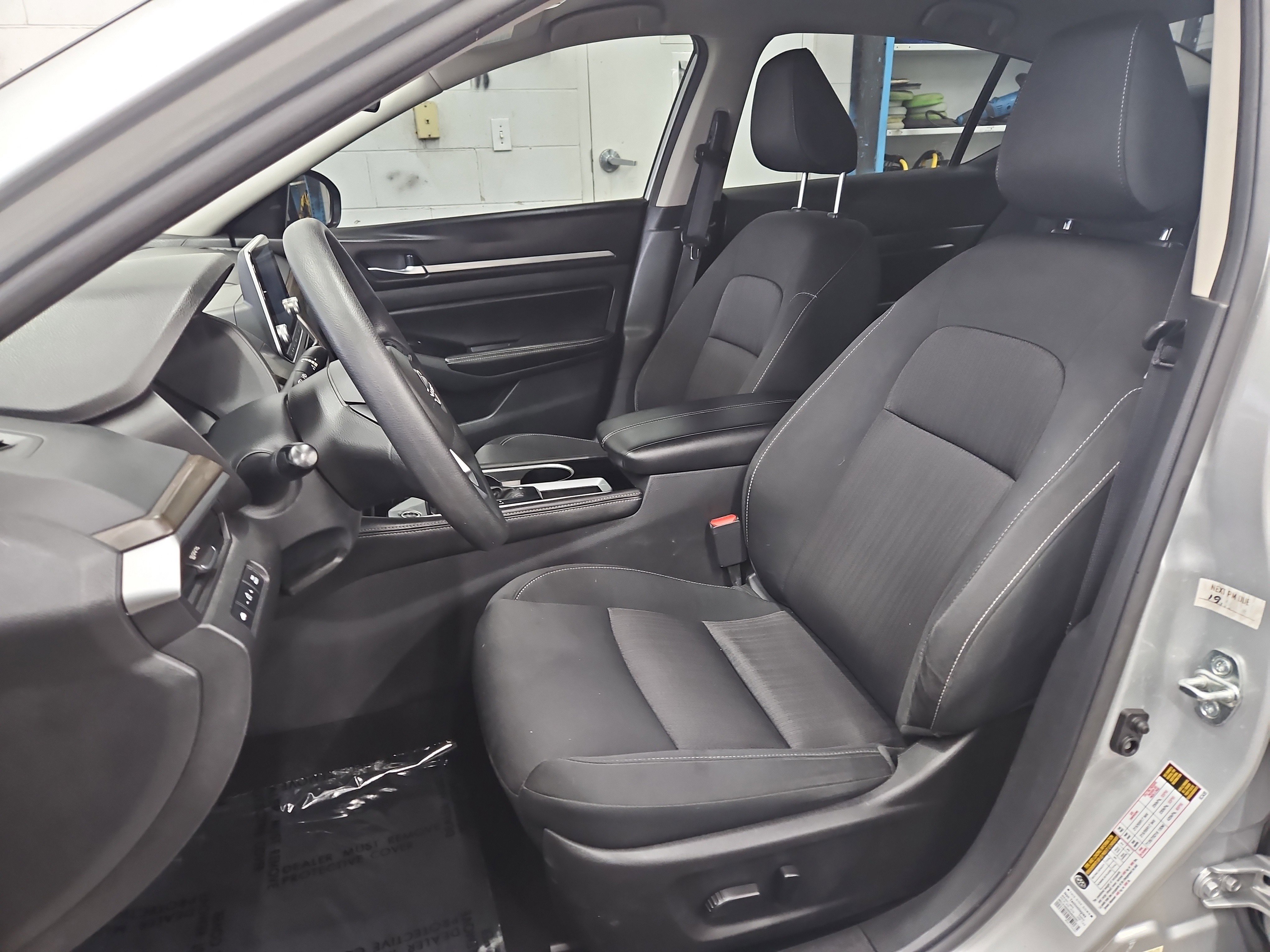 Used 2023 Nissan Altima 2.5 SV image 8