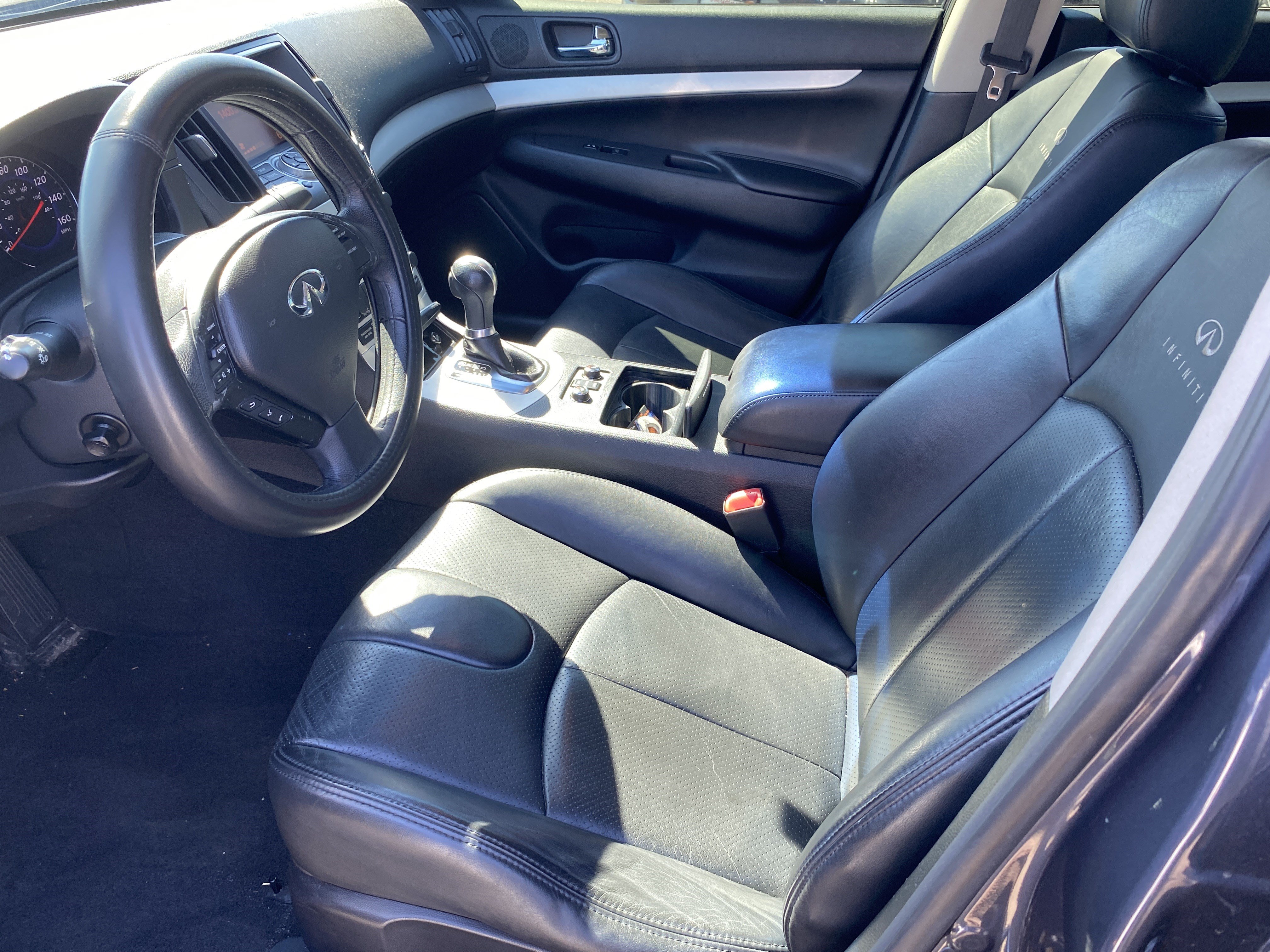 Used 2009 INFINITI G37 x Sedan w/ Premium Pkg AWD/4WD image 11