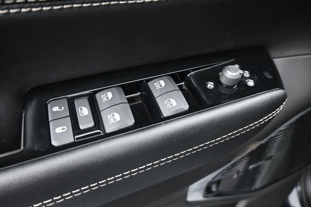 New 2026 Jeep Grand Wagoneer Limited AWD/4WD image 13