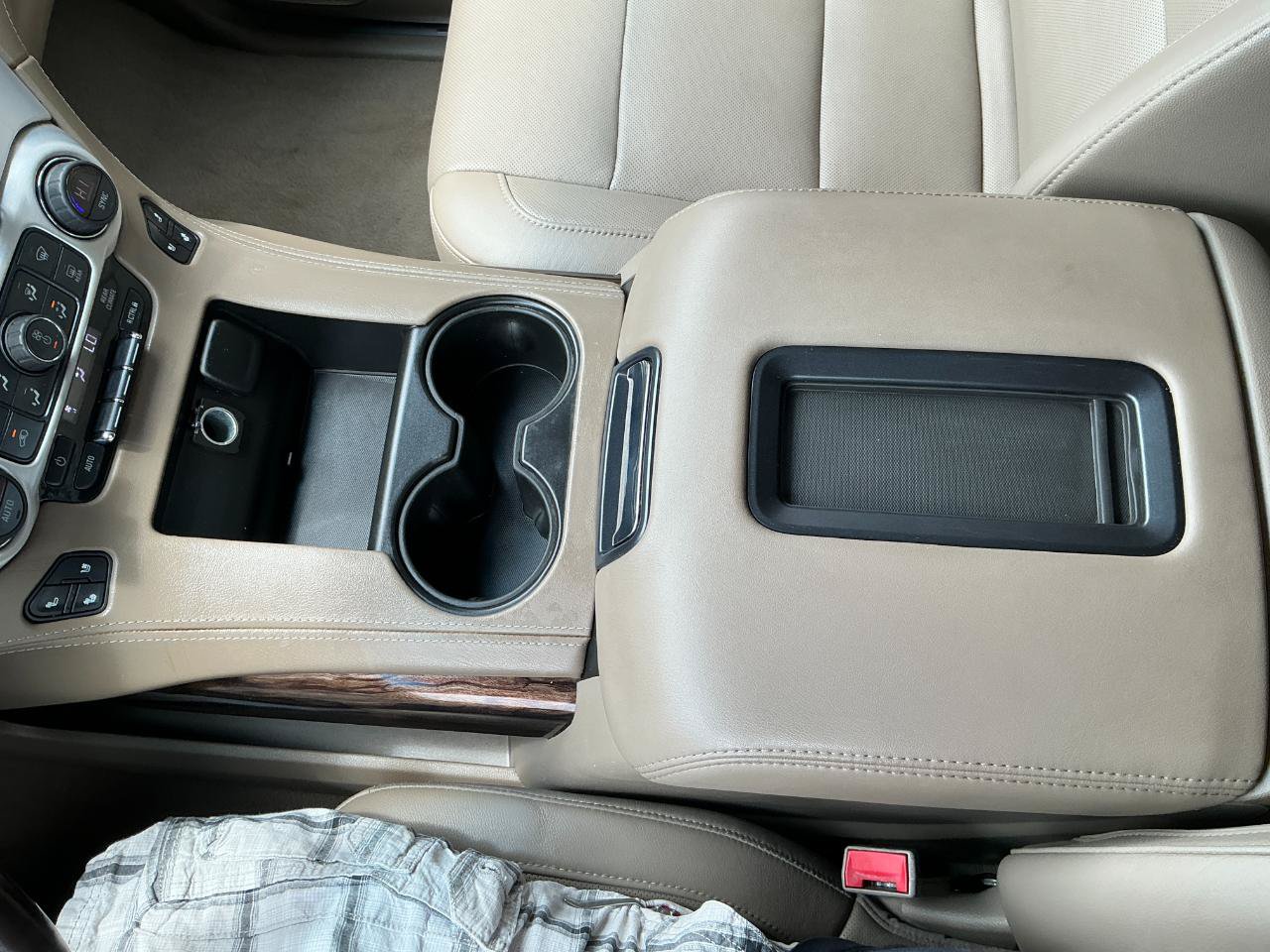 Used 2019 GMC Yukon XL SLT AWD/4WD image 17