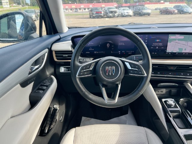 Used 2024 Buick Envision Avenir AWD/4WD image 20