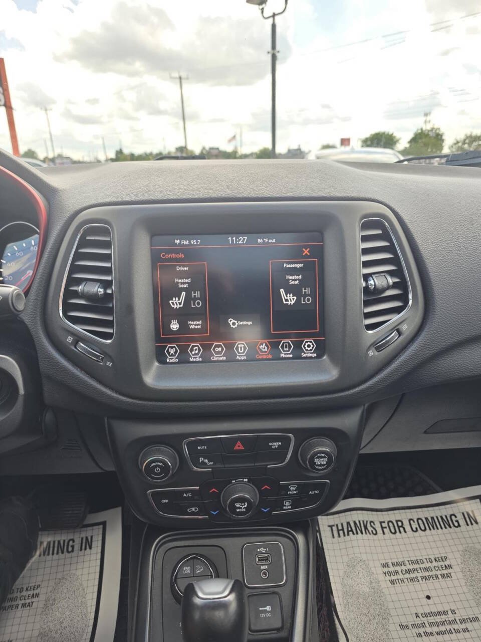 Used 2019 Jeep Compass Trailhawk w/ Leather Interior Group AWD/4WD image 15
