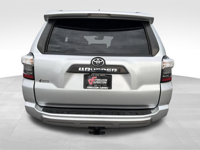 Used 2022 Toyota 4Runner TRD Off-Road Premium AWD/4WD image 6