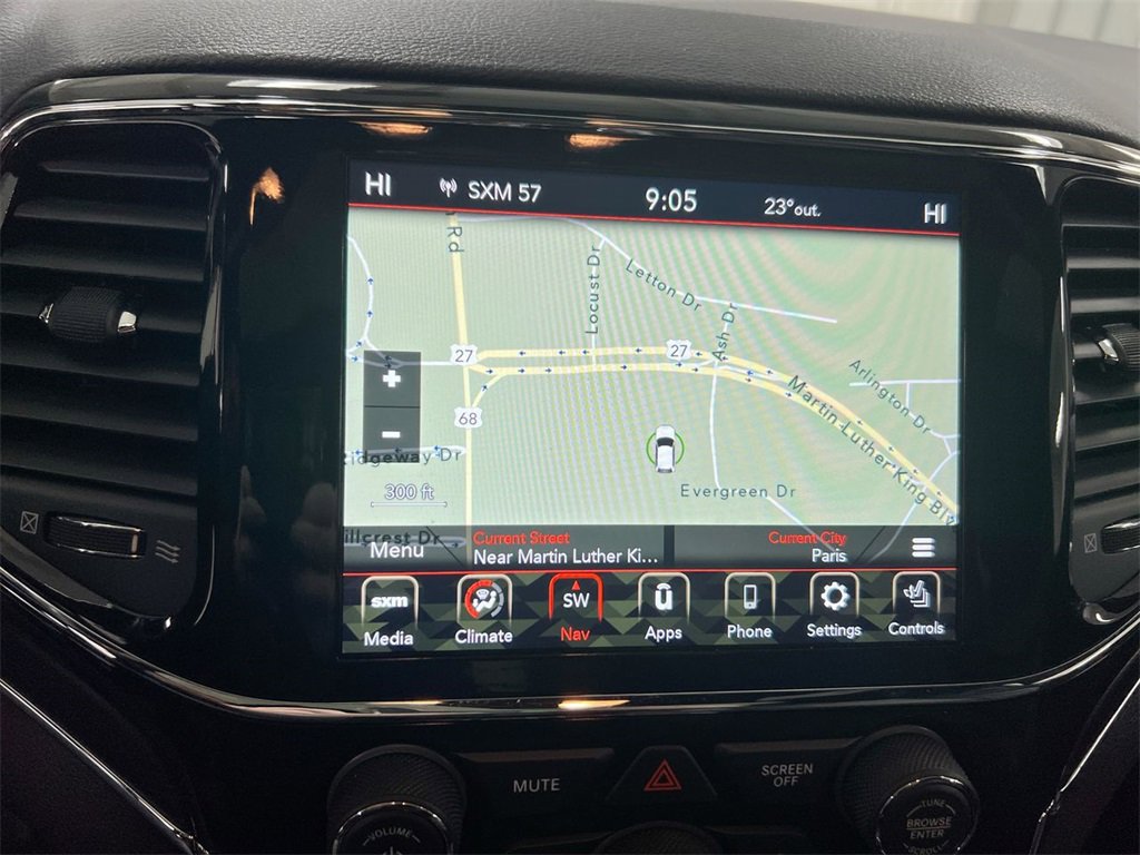 Used 2022 Jeep Grand Cherokee Limited w/ Tech Group image 15