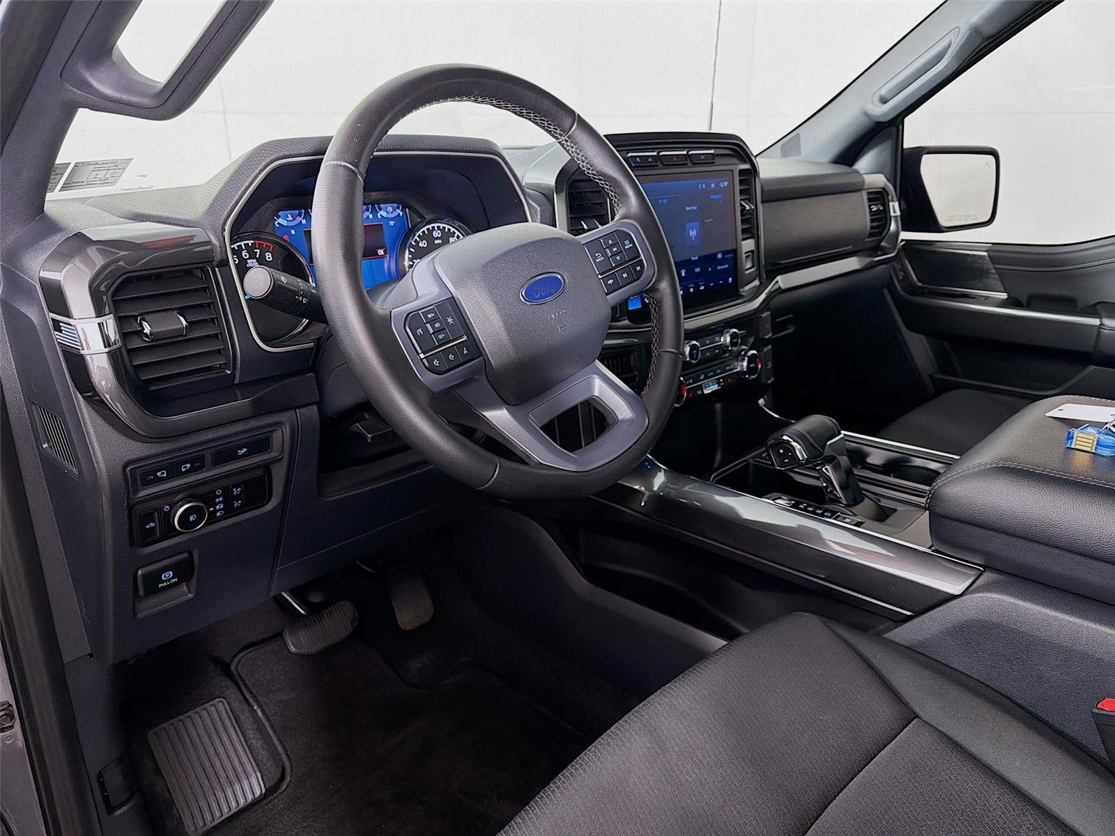Used 2023 Ford F150 XLT w/ Equipment Group 302A High AWD/4WD image 9